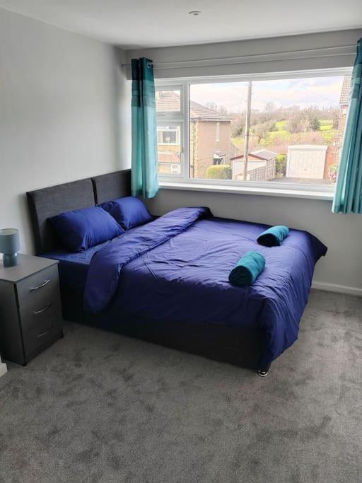 Апартаменты Cosy Brighouse 3 Bed House-Great For Contractors Экстерьер фото